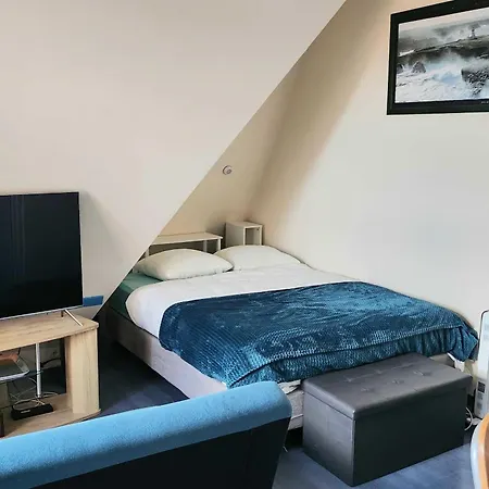 For Two With Balcony Of 20 M2 - Apartment *