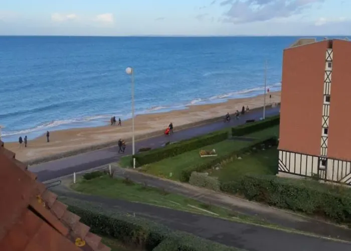 Διαμέρισμα For Two With Balcony Of 20 M2 - *