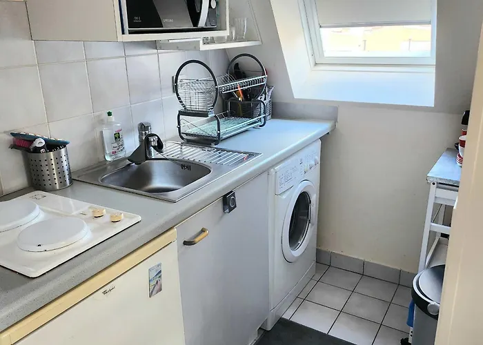 公寓 For Two With Balcony Of 20 M2 - *